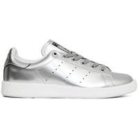 adidas Stan Smith Women Silver Metallic women\'s Shoes (Trainers) in multicolour