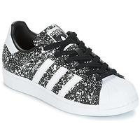 adidas SUPERSTAR W women\'s Shoes (Trainers) in black