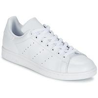 adidas STAN SMITH women\'s Shoes (Trainers) in white