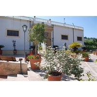 Agriturismo Villa CefalÃ