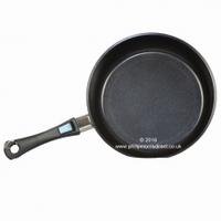 Aga Cast Aluminium Frying Pan, 24cm, Cast aluminium