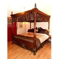 Alla\'s Garden House