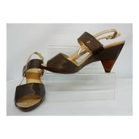 Almost New Clarks sandals Clarks - Size: 6 - Heeled shoes