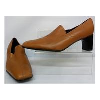 Almost New Ecco heeled shoes Ecco - Size: 5.5 - Brown - Heeled shoes