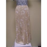 Alexon, linen skirt, beige, length 35 inches, size 10 Alexon - Size: 10 - Beige - Long skirt