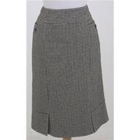 alex and co size 12 black and white skirt