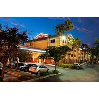 AmericInn Hotel & Suites Sarasot...