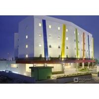 AMARIS HOTEL KARAWANG