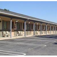 Amish Lanterns Motel