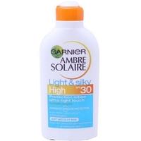 Ambre Solaire Light & Silky Lotion SPF30