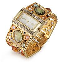 Amazing Women\'s Golden Bracelet Watch with Graceful Strap Watch Multi Color Diamond Decoration Cool Watches Unique Watches Fashion Watch
