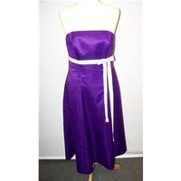 Amanda Wyatt - Size: 12 - Purple - Calf length