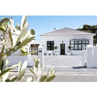 Antrim Villa - Guest House