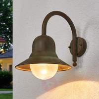 antique looking outdoor wall light marquesa