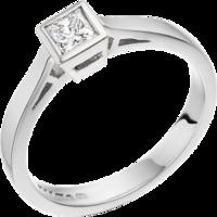 An eye catching Princess Cut solitaire diamond ring in palladium