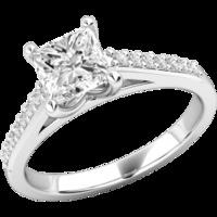 An elegant Princess Cut diamond ring with shoulder stones in 18ct white gold