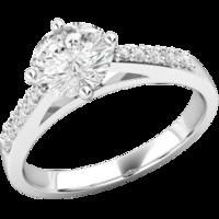 An elegant Round Brilliant Cut diamond ring with shoulder stones in 18ct white gold