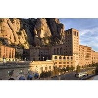 Apartamentos Montserrat Abat Mar...