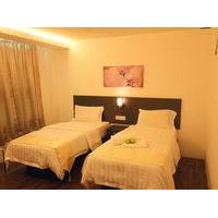 Apple 1 Hotel Queensbay