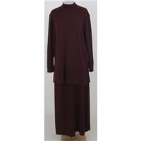 Artigiano, size XL burgundy knitted jumper & skirt