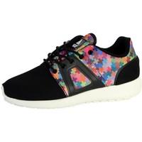 Asfvlt Sneakersball Super Tech Pixel Multicolor women\'s Shoes (Trainers) in black
