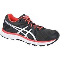 Asics Gel VOLT33 2 women\'s Shoes (Trainers) in White