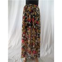 Asos Size 8 Long Black Floral Print Skirt
