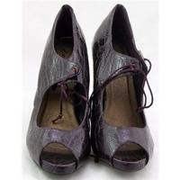 Atmosphere, size 6 purple peep toe high heeled shoes