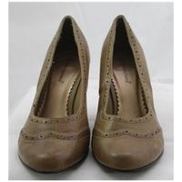 Atmosphere, size 4 brown brogue design court shoes