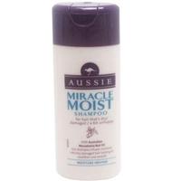 Aussie Miracle Moist Shampoo