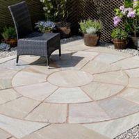 Autumn Green Natural Sandstone Paving Circle Squaring Off Corner (L)2720 (W)2720mm Pack of 12 2.65m²