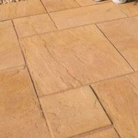 autumn gold old riven mixed size paving pack 525 m