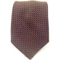 Austin Reed Black / Red Patterned Tie
