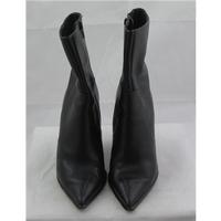autograph size 5 black leather block heeled ankle boots
