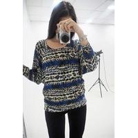 Averie slinky batwing printed top