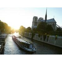 Bateaux Parisiens Early Evening Dinner Cruise