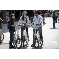 Barcelona 5 Neighborhoods Highlights: E-Bike Guided Tour