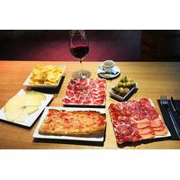 Barcelona Jamon Experience Audiovisual Tour with Lunch or Dinner Tasting Menu