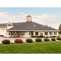 Baymont Inn & Suites Pella