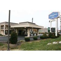 Baymont Inn & Suites Clarksville Northeast