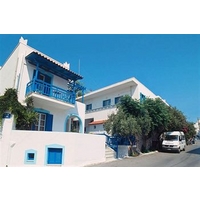 Barbouni Hotel & Studios