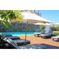 Bayview Beachfront Apartments