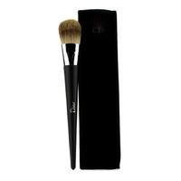 Backstage Brushes Professional Finish Fluid Foundation Brush