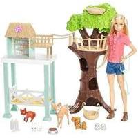 Barbie FCP78 Animal Doctor Doll with Playset