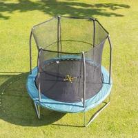 bazoongi 6ft trampoline with enclosure