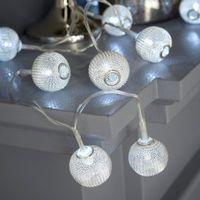 Battery Operated 20 Ice White LED Silver Wire Balls Light String