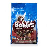 Bakers Complete Dry Dog Food with Tasty Beef and Country Vegetables for Small Dogs 2.7kg