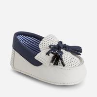 Baby boy moccasin style shoes with punching Mayoral