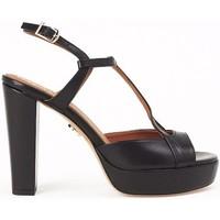 Baldowski D019846969S09 women\'s Sandals in Black