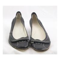 Baldinini Trend, size 3.5/35.5 black kitten heeled pumps